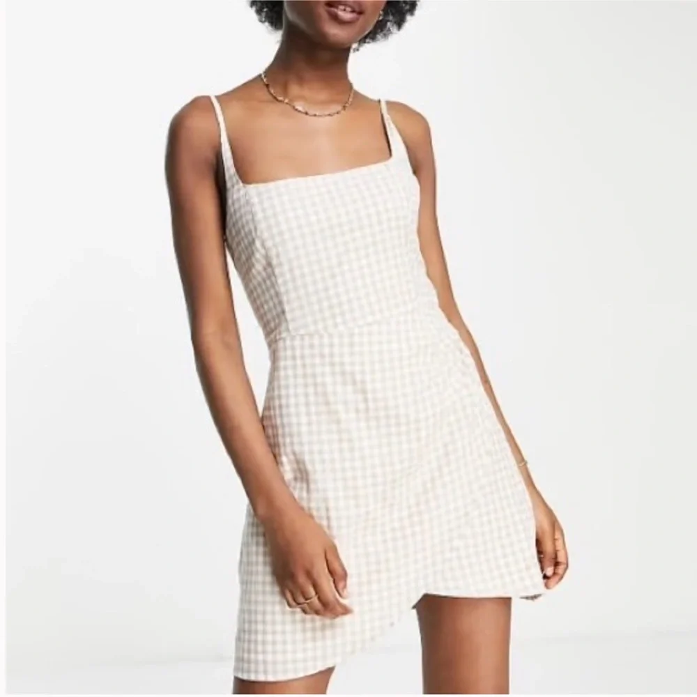 Abercrombie & Fitch White and Beige Gingham Dress